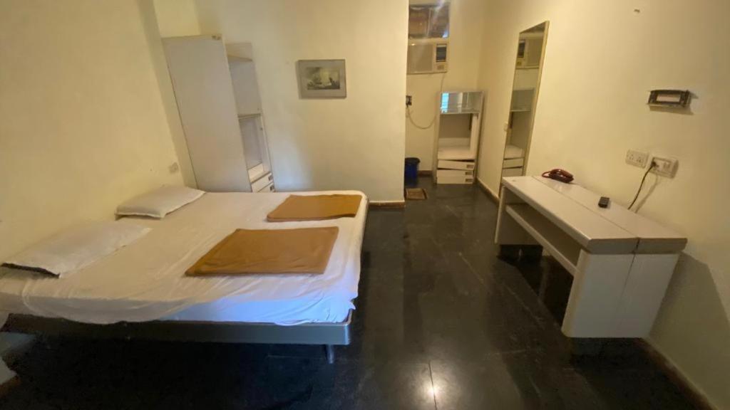 Anand Ritz Resort Матеран Екстериор снимка